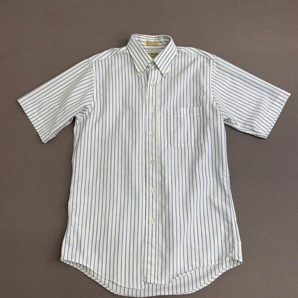 Vintage LL Bean Mens Blue White Striped Short Sleeve Button Down Shirt USA Made